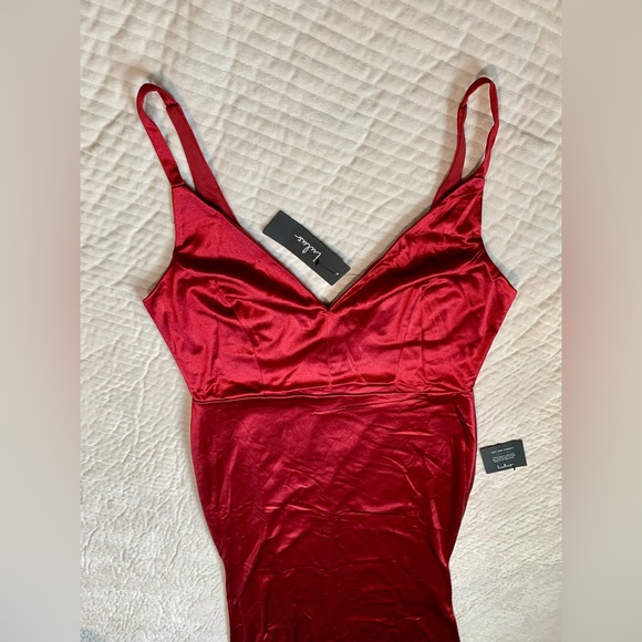 NWT Lulus Melora Burgundy Satin Sleeveless Maxi Dress | Size Large - Picture 1 of 8
